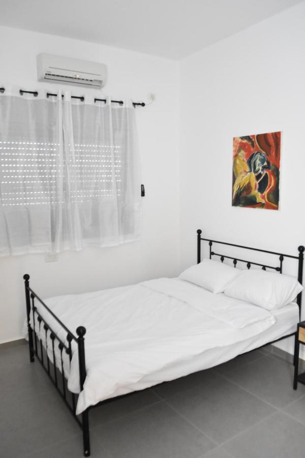 Luxury 2-Room Suite In The Center Of Downtown Haifa Exterior photo