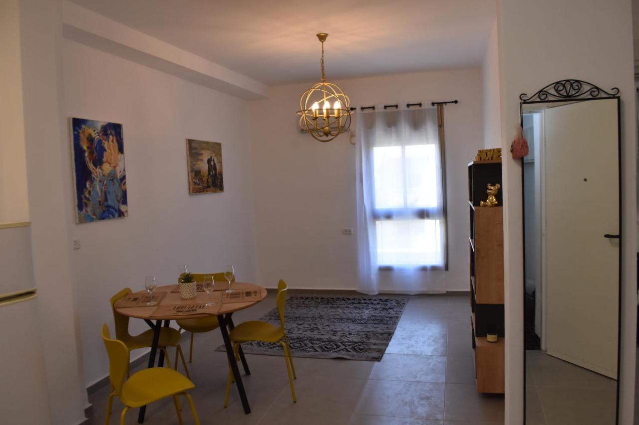 Luxury 2-Room Suite In The Center Of Downtown Haifa Exterior photo
