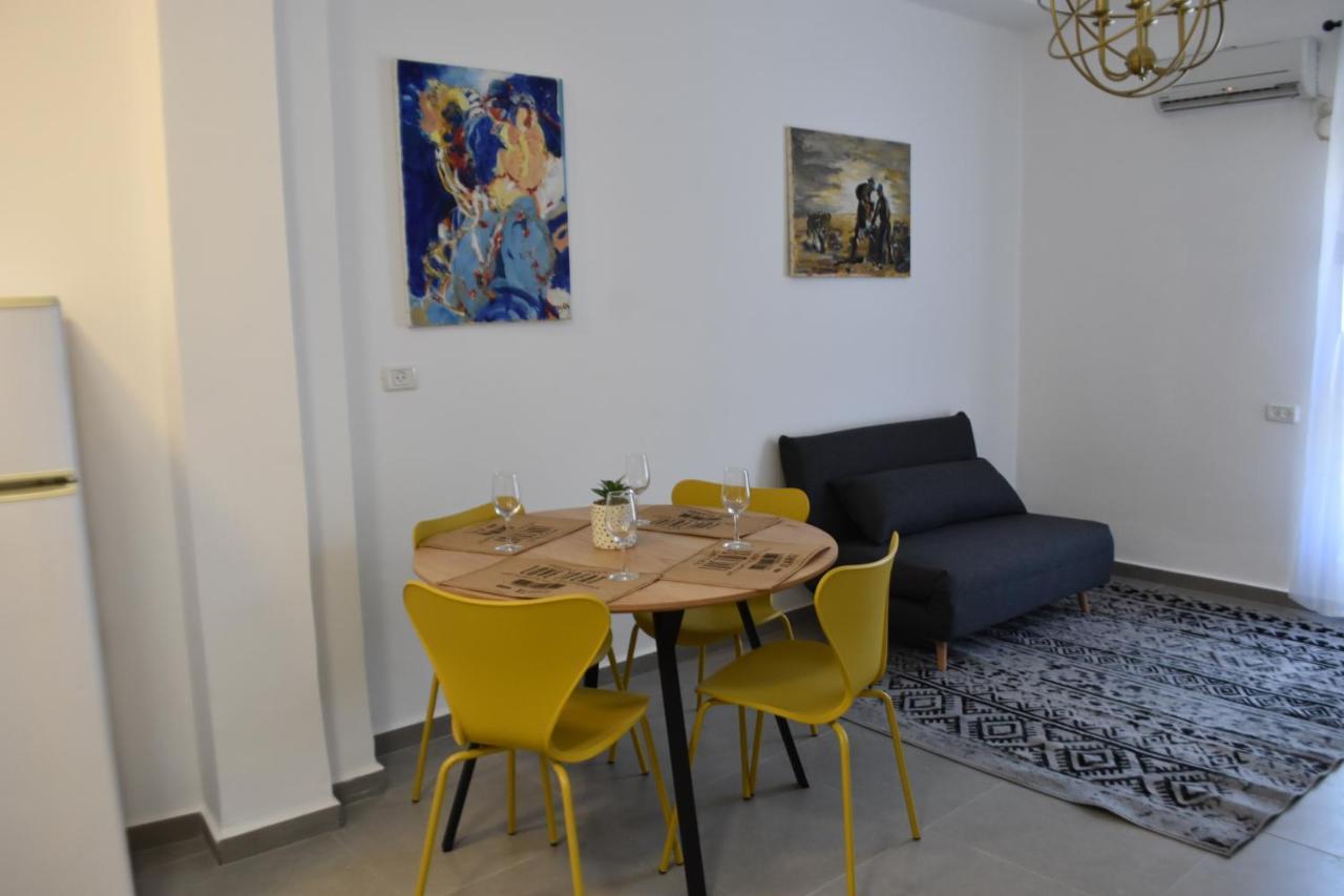 Luxury 2-Room Suite In The Center Of Downtown Haifa Exterior photo